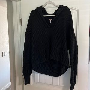 Black free people sweater